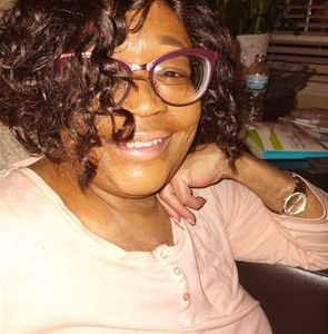 Meet your Posher, Myra